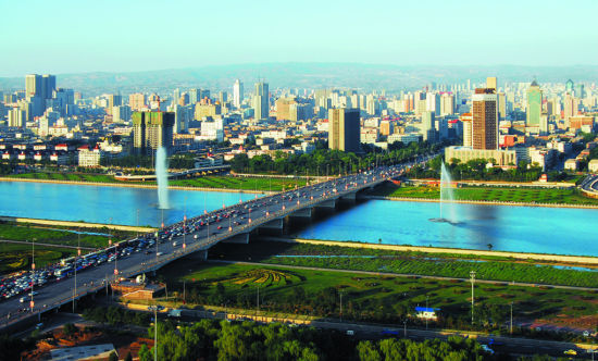 太原古城墙下的时光印记